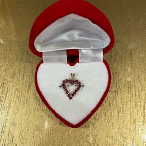 14 kt Ruby pendant see certified picture attached